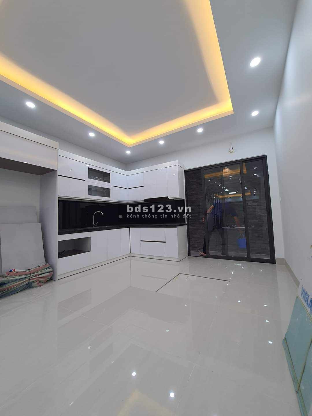 Bán nhà gấp, diện tích 45m2, mặt tiền 4.3m Hà Nội