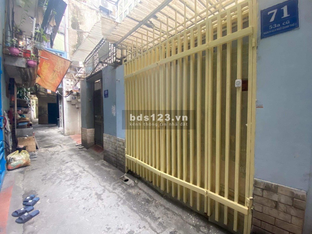 Cần bán nhanh nhà trong ngõ 96 ở Đê La Thành