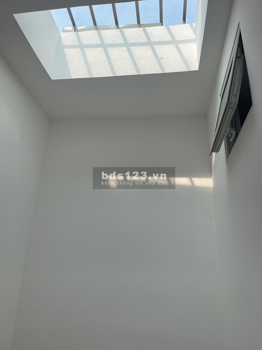 Mặt Tiền Đường 29 Phường Bình An Quận 2 40m2 Giá 5 Tỷ Có 3 Tầng Sổ Hồng Vuông - 0868056815