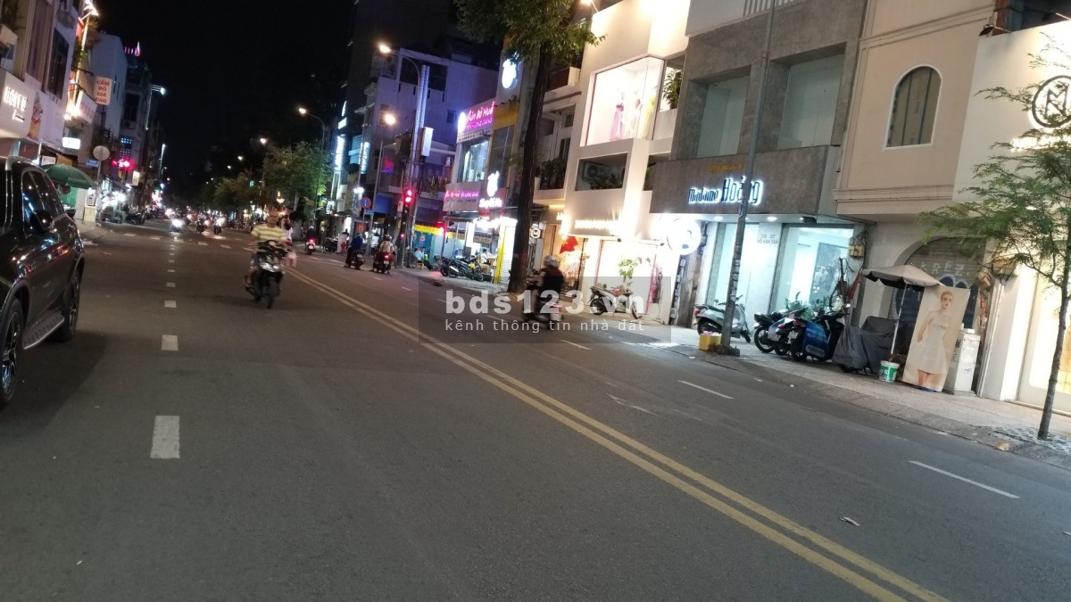 Cho thuê góc 2MT 25m Nguyễn Công Trứ Q1 Chỉ 199tr *Cam Kết Thông Tin Thật*