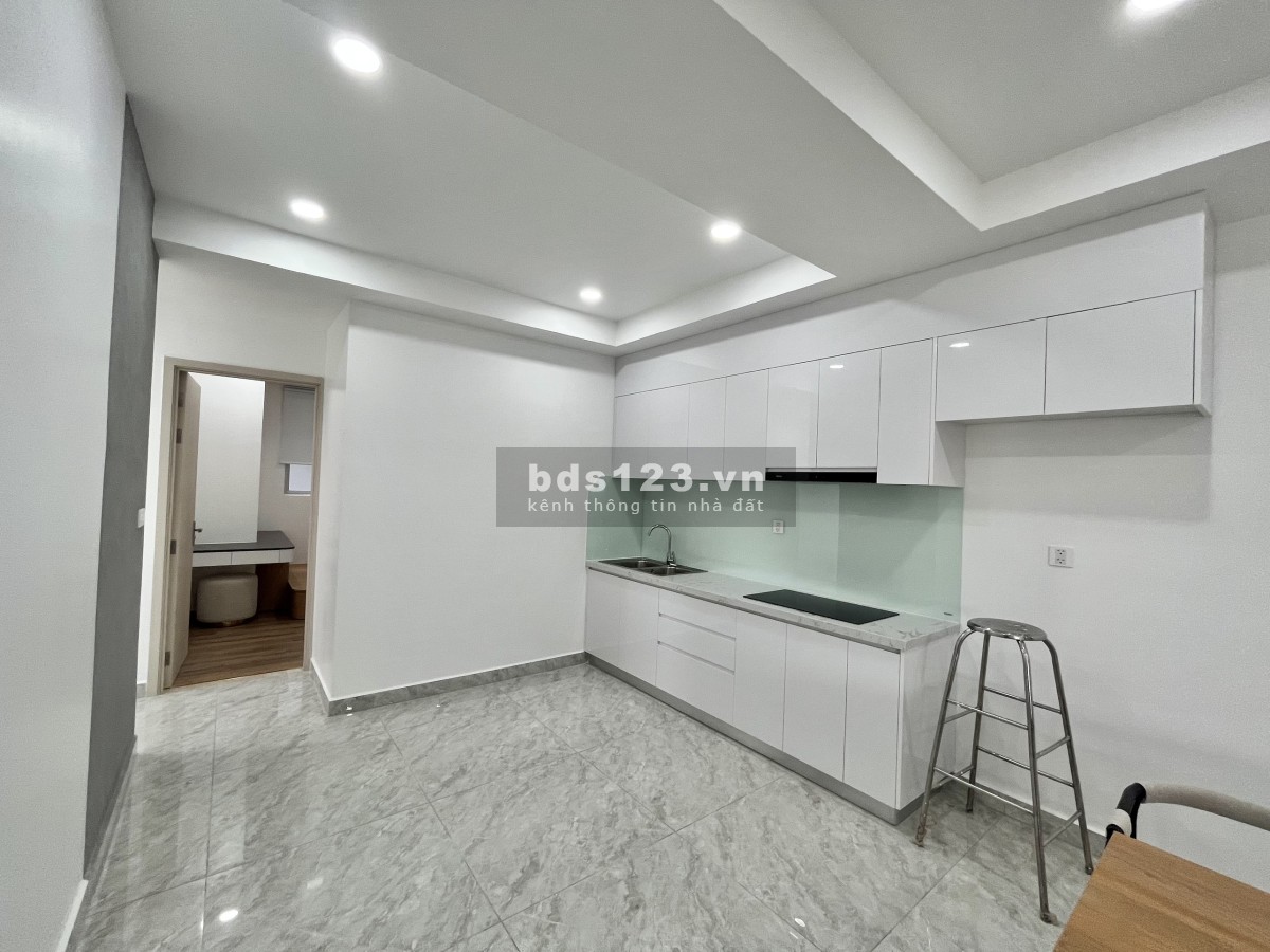 Cho thuê căn hộ Paris Hoàng Kim 82m2: 3PN giá 15 triệu ( bếp, rèm, máy lạnh ), mới 100% - 0909407949