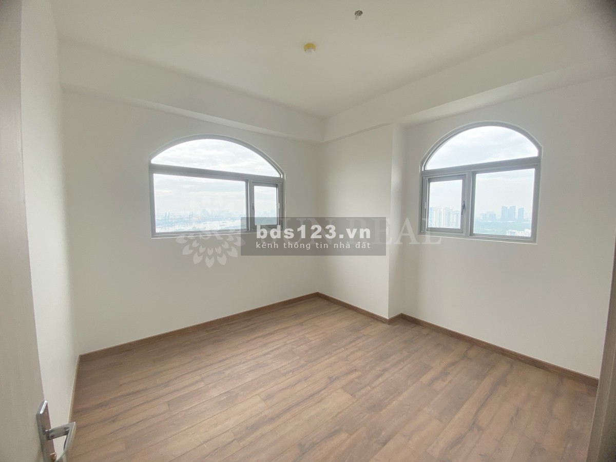 Cho thuê căn hộ Paris Hoàng Kim 82m2: 3PN giá 15 triệu ( bếp, rèm, máy lạnh ), mới 100% - 0909407949