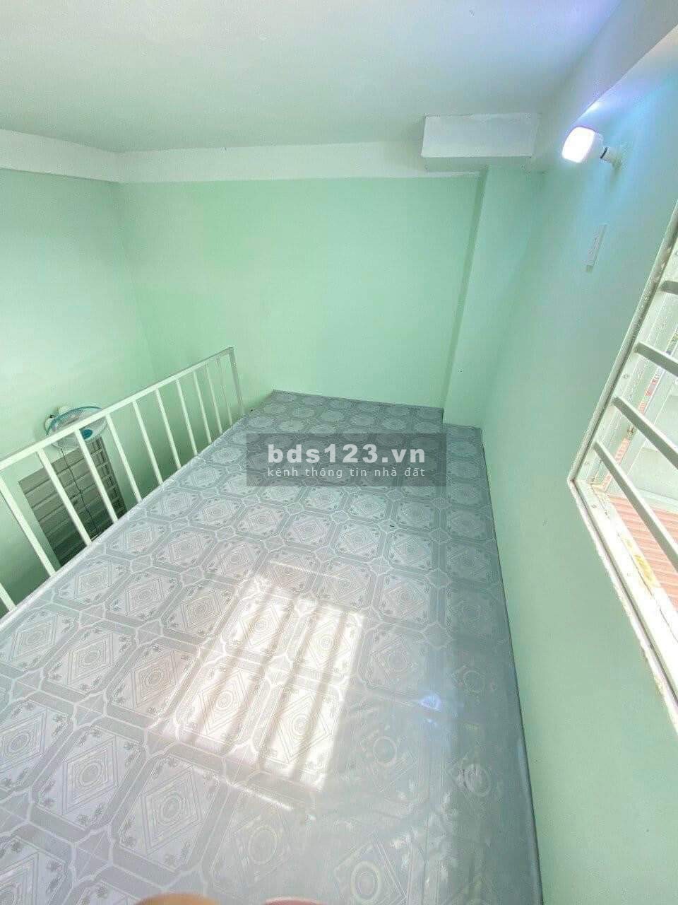 Phòng trọ đẹp mới tháng máy có nội thất thang máy
