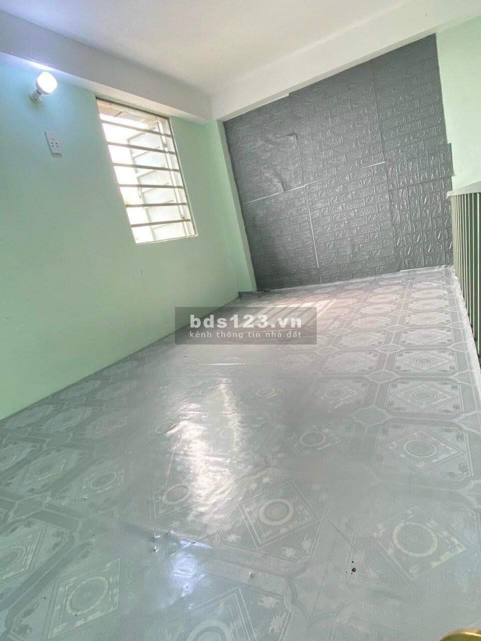 Phòng trọ đẹp mới tháng máy có nội thất thang máy