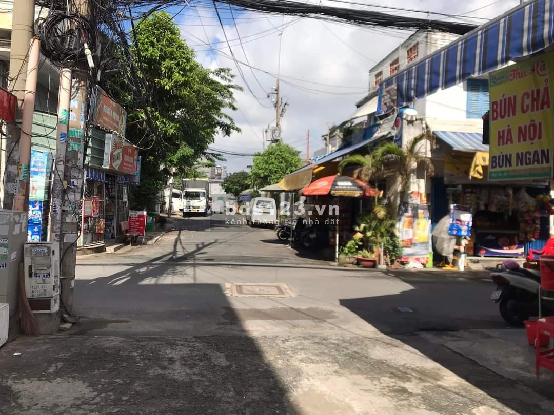 Phòng trọ đẹp mới tháng máy có nội thất thang máy