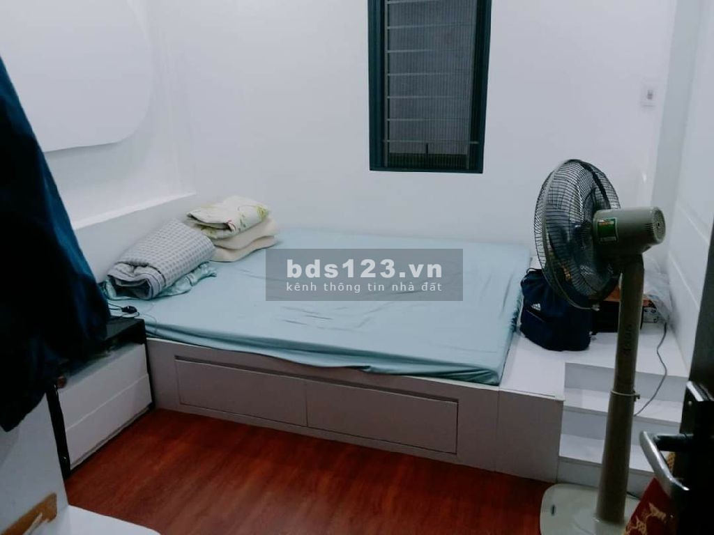 Nhà Hot Võng Thị, ô tô 5 tạ qua nhà, thiết kế hiện đại, diện tích 50M2, mặt tiền 8M, tầng