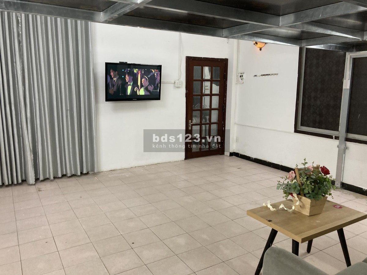 Cho thuê căn hộ mới sơn sửa, cao cấp, đầy đủ tiện nghi, ngay trung tâm thành phố Đà Nẵng