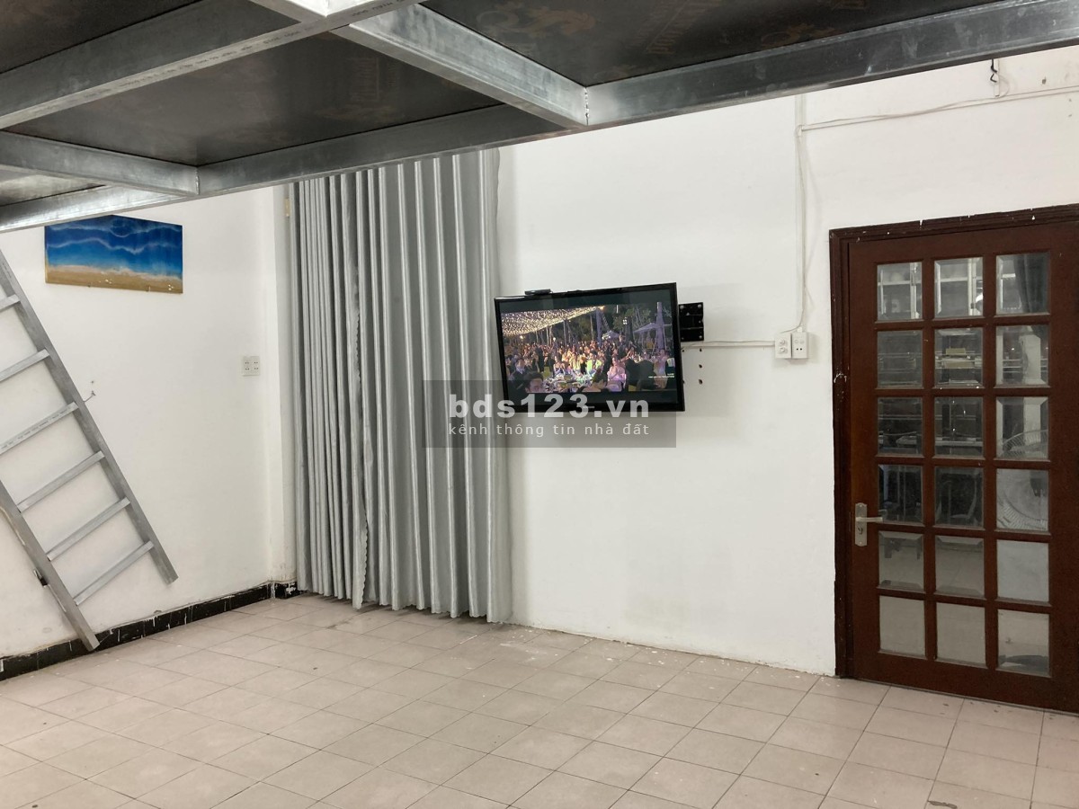 Cho thuê căn hộ mới sơn sửa, cao cấp, đầy đủ tiện nghi, ngay trung tâm thành phố Đà Nẵng