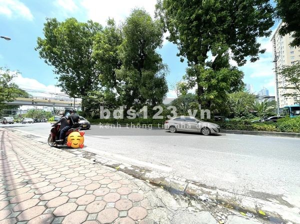 Bán nhà ngõ đẹp nhất phố Hoàng Cầu cạnh hồ Hoàng Cầu