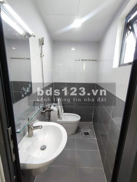 Phòng mới Xây, đầy đủ nội thất, ra vào bằng vân tay