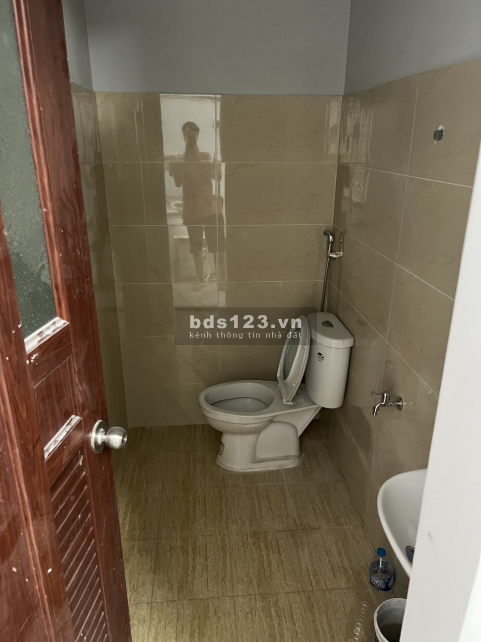 Cho thuê phòng đủ nội thất cao cấp 36/22 Dương Đức Hiền, P.Tây Thạnh, Q.Tân Phú (Mới 100%).