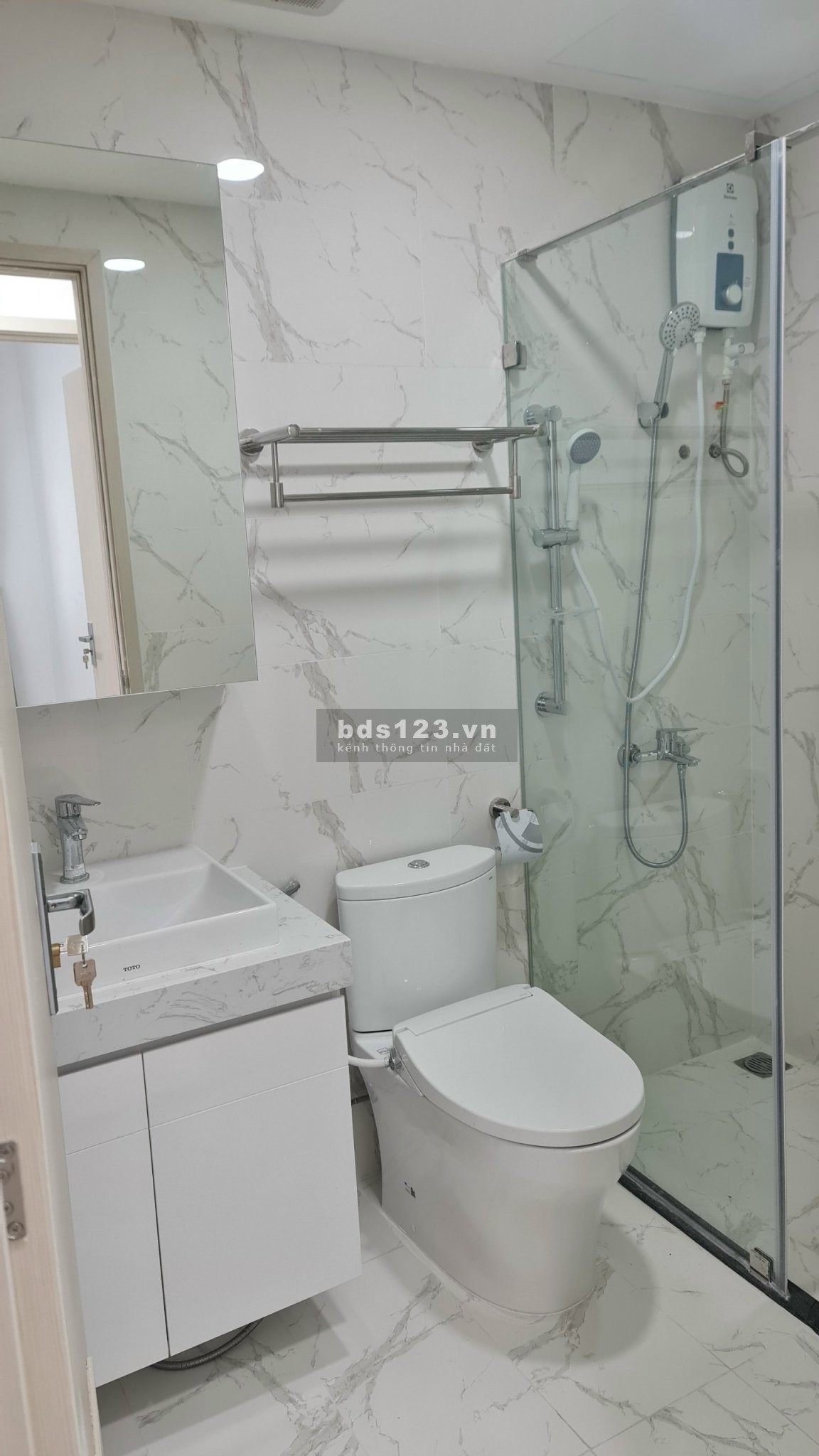 Bán căn hộ Paris Hoàng Kim 99m2 : 3PN giá 6,9 tỷ/căn, tầng trung view đẹp - 0909 407 949