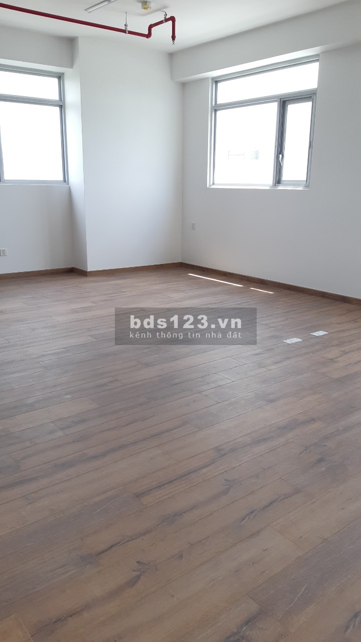 Cho thuê văn phòng 72m2 Paris Hoàng Kim -Trần Não 17 triệu/tháng - 0909407949