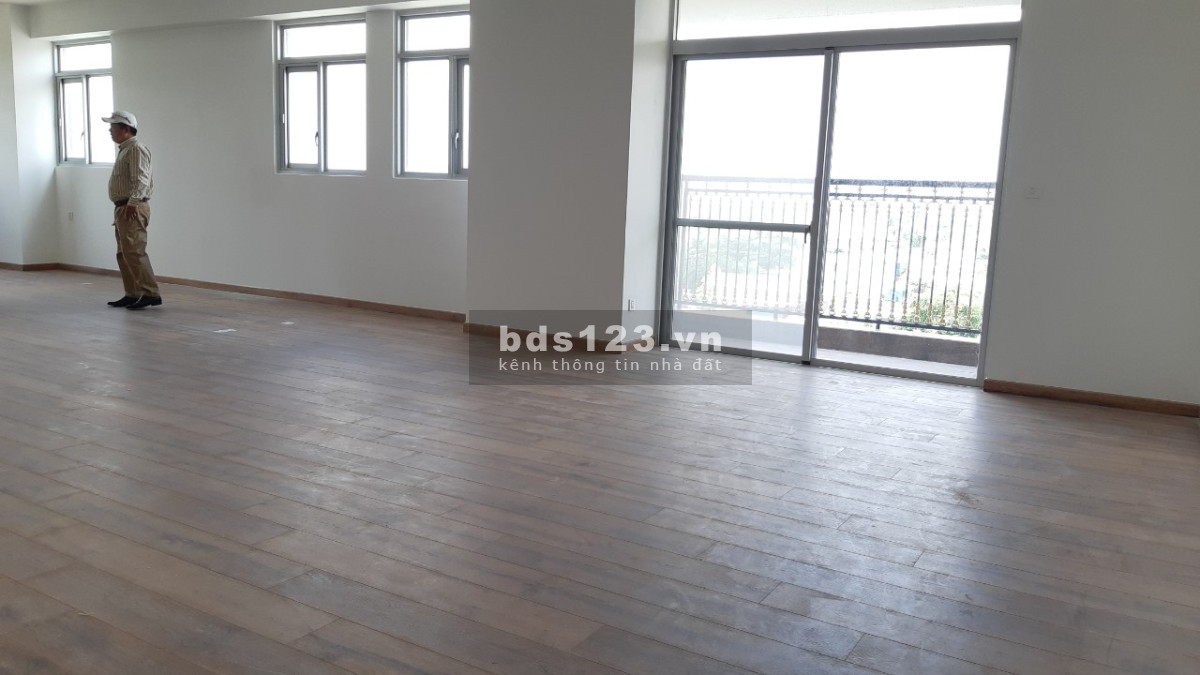Cho thuê văn phòng 72m2 Paris Hoàng Kim -Trần Não 17 triệu/tháng - 0909407949