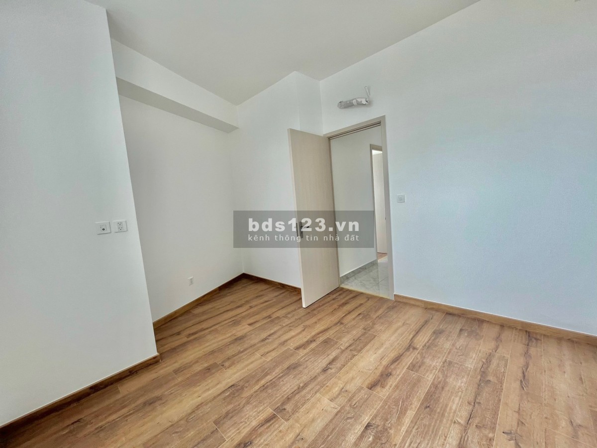 Căn hộ Paris Hoàng Kim 70m2: 2PN giá 14 triệu ( bếp, rèm, máy lạnh ), mới 100% - 0909 407 949