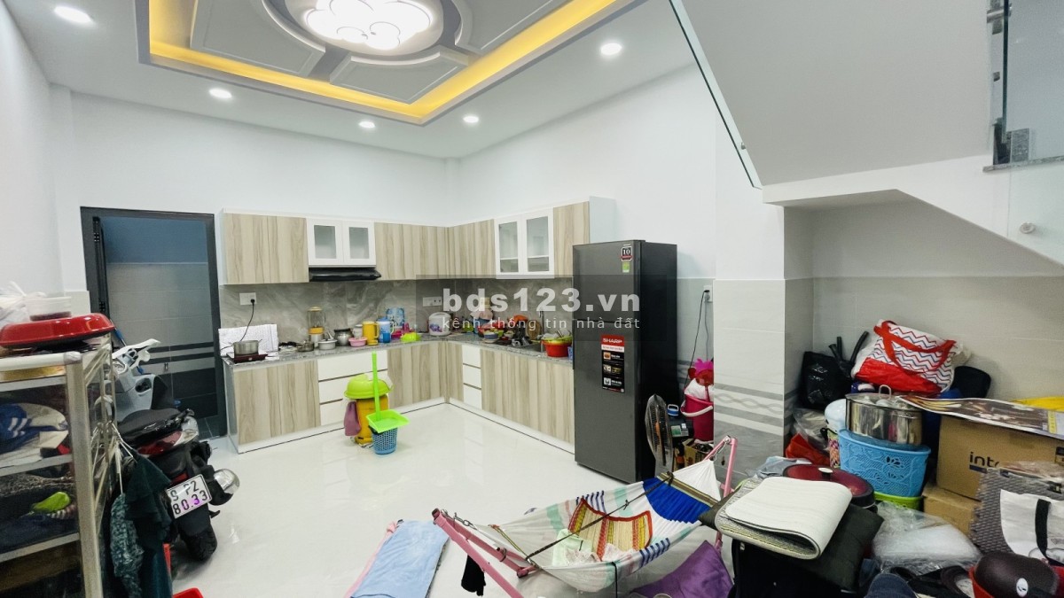 BÁN NHÀ TẠI TRUNG TÂM QUẬN 11 - NHÀ 6 TẦNG KHU PHÂN LỘ - LẠC LONG QUÂN - 4X11.5 CHỈ 10.3 TỶ
