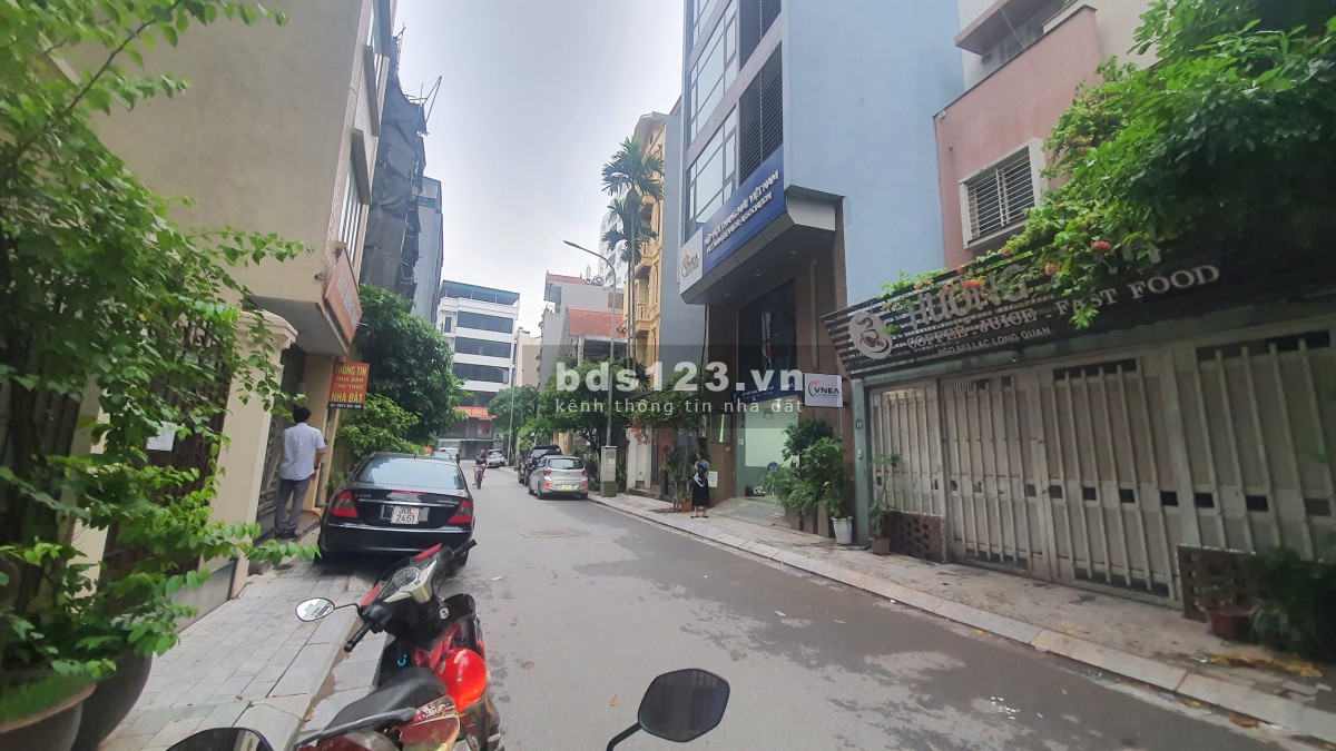 Bán nhà 5 tầng phố Nguyễn Văn Huyên, Cầu Giấy. Dt 72m, MT 7,5m, 17Tỷ. Làm Vp Cty, Gaza ô tô tránh đỗ