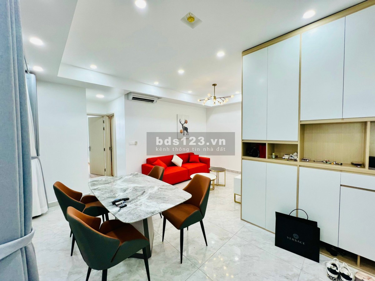 Căn hộ Paris Hoàng Kim 2PN full nội thất đẹp như hình giá 19 triệu. LH 0909407949