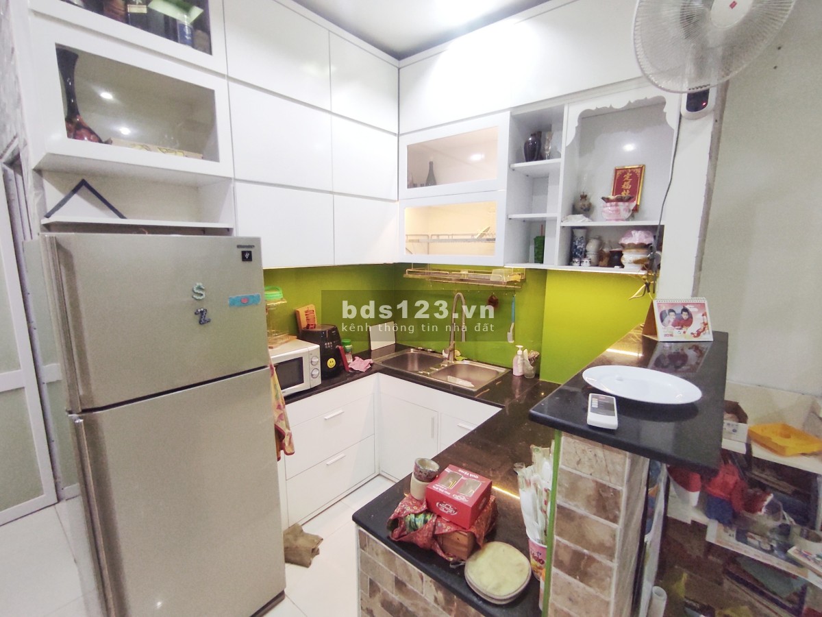 Cho thuê nhà nguyên căn 2PN 2WC, full nội thất, P5, Phú Nhuận