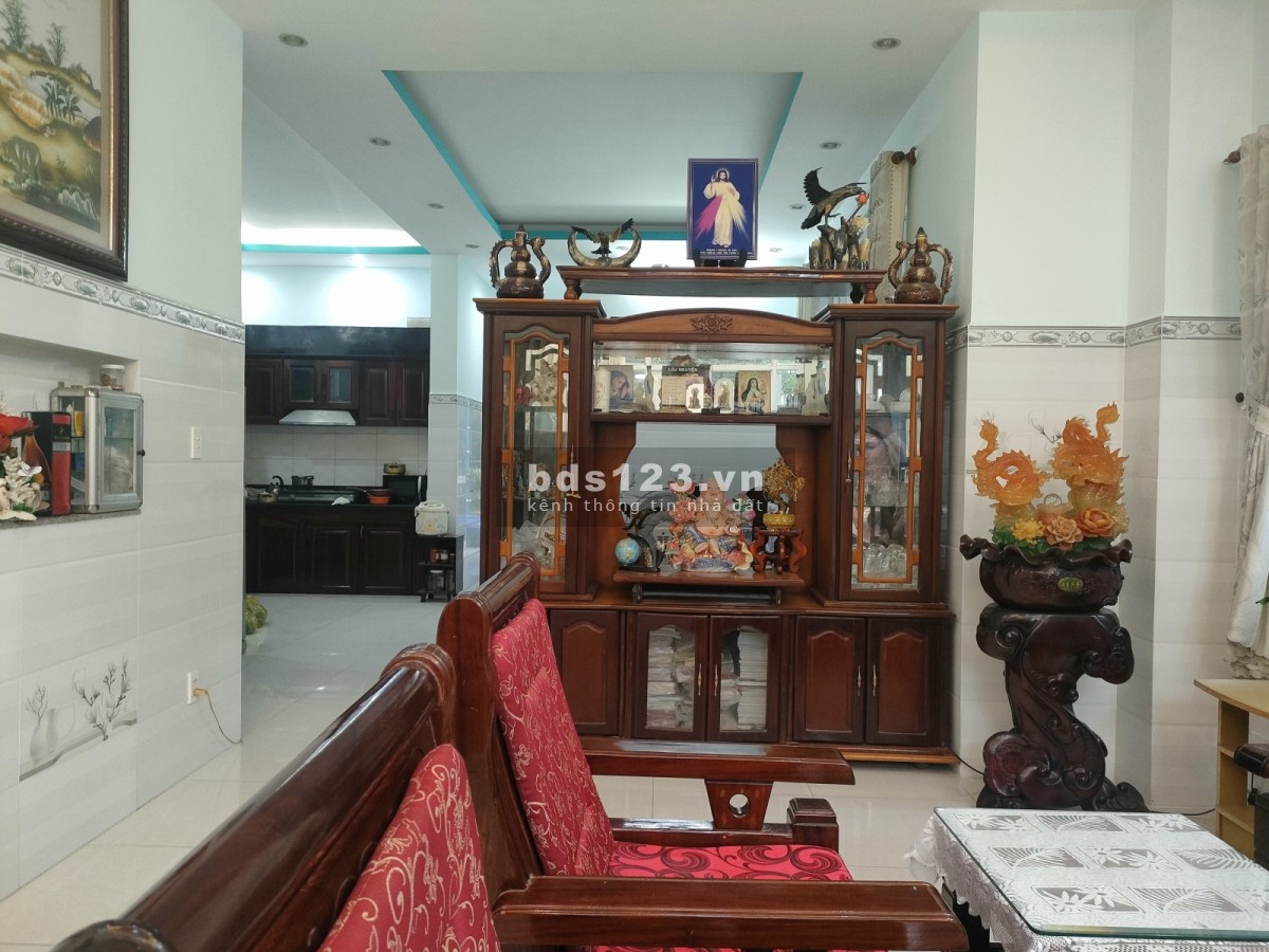 Chính chủ gửi bán nhà diện tích hơn 500m2, đường số 8, Trường Thọ, Thủ Đức. Giá 50 triệu/m2