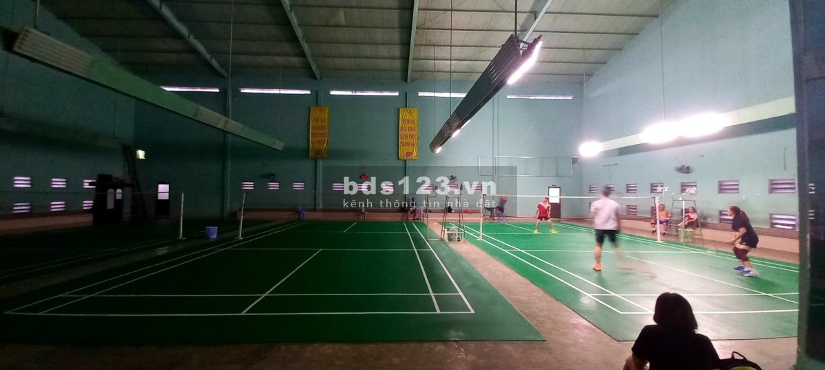 Bán tòa nhà 3 tầng, dt đất 1616m2, mặt tiền trung tâm Bình Thọ, Thủ Đức.