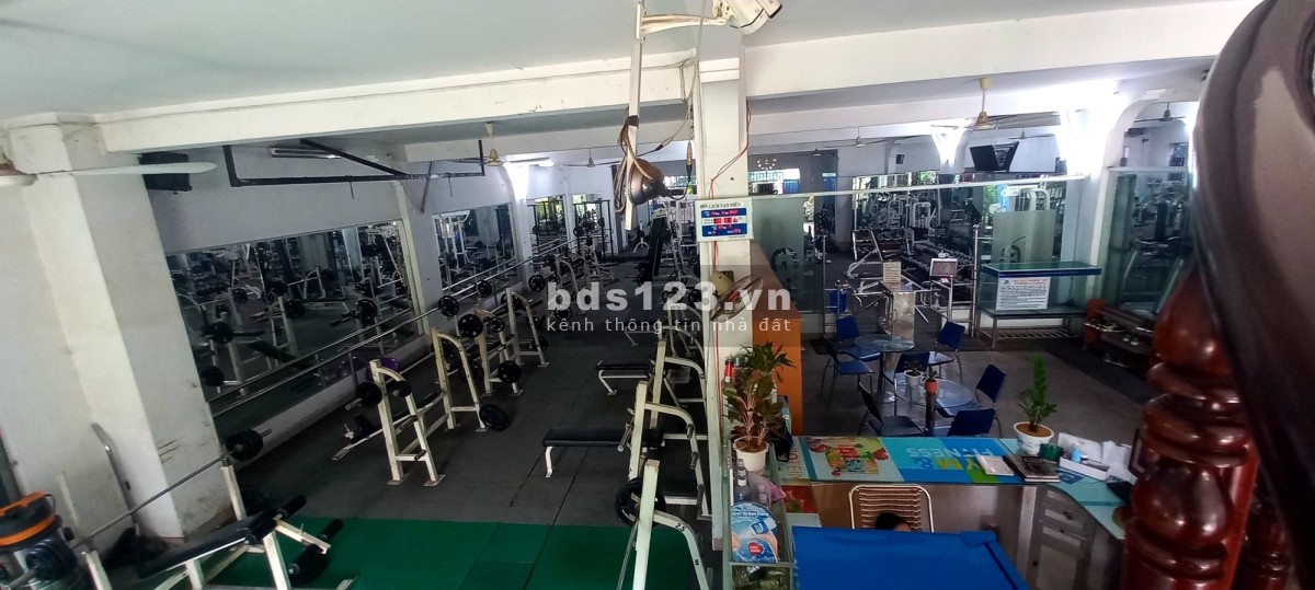 Bán tòa nhà 3 tầng, dt đất 1616m2, mặt tiền trung tâm Bình Thọ, Thủ Đức.