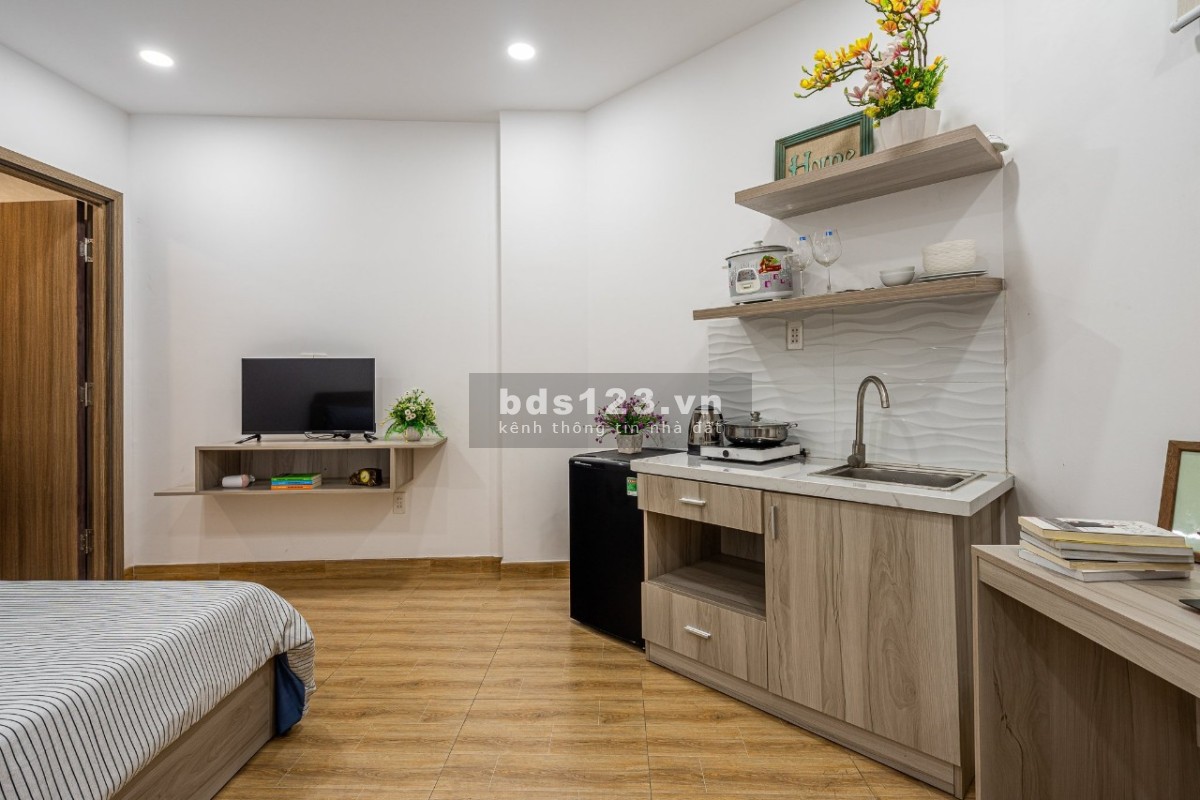 ️ Căn Hộ Cao Cấp Trang Bị Nội Thất Full Cao Cấp-BanCong VIEW Landmark -Mặt Tiền Đường Ngô Tất Tố