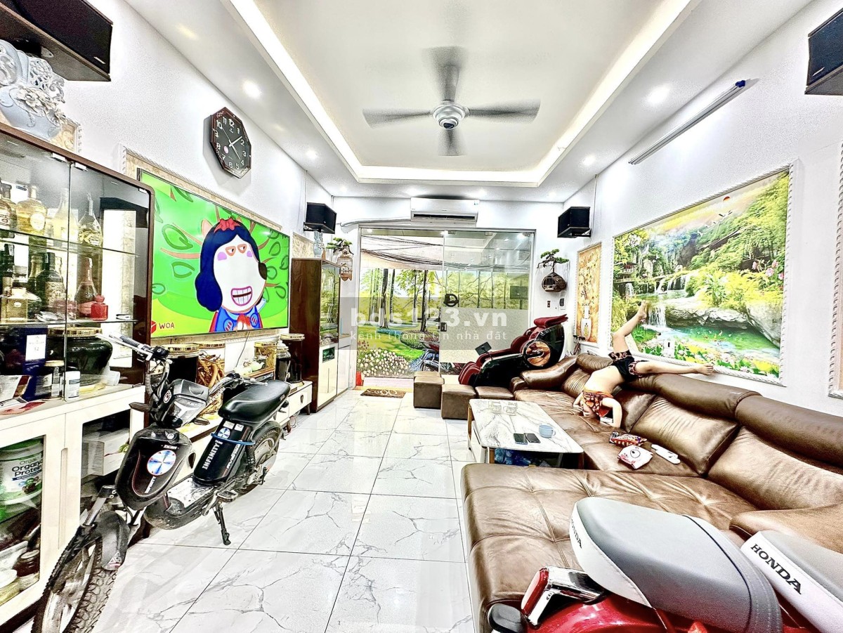 CĂNG CỰC !!! CHỈ 4,95 TỶ VỀ Ở LUÔN KHU VIP LÊ TRỌNG TẤN VỚI DIỆN TÍCH 47M2,MẶT TIỀN 4M,5 TẦNG