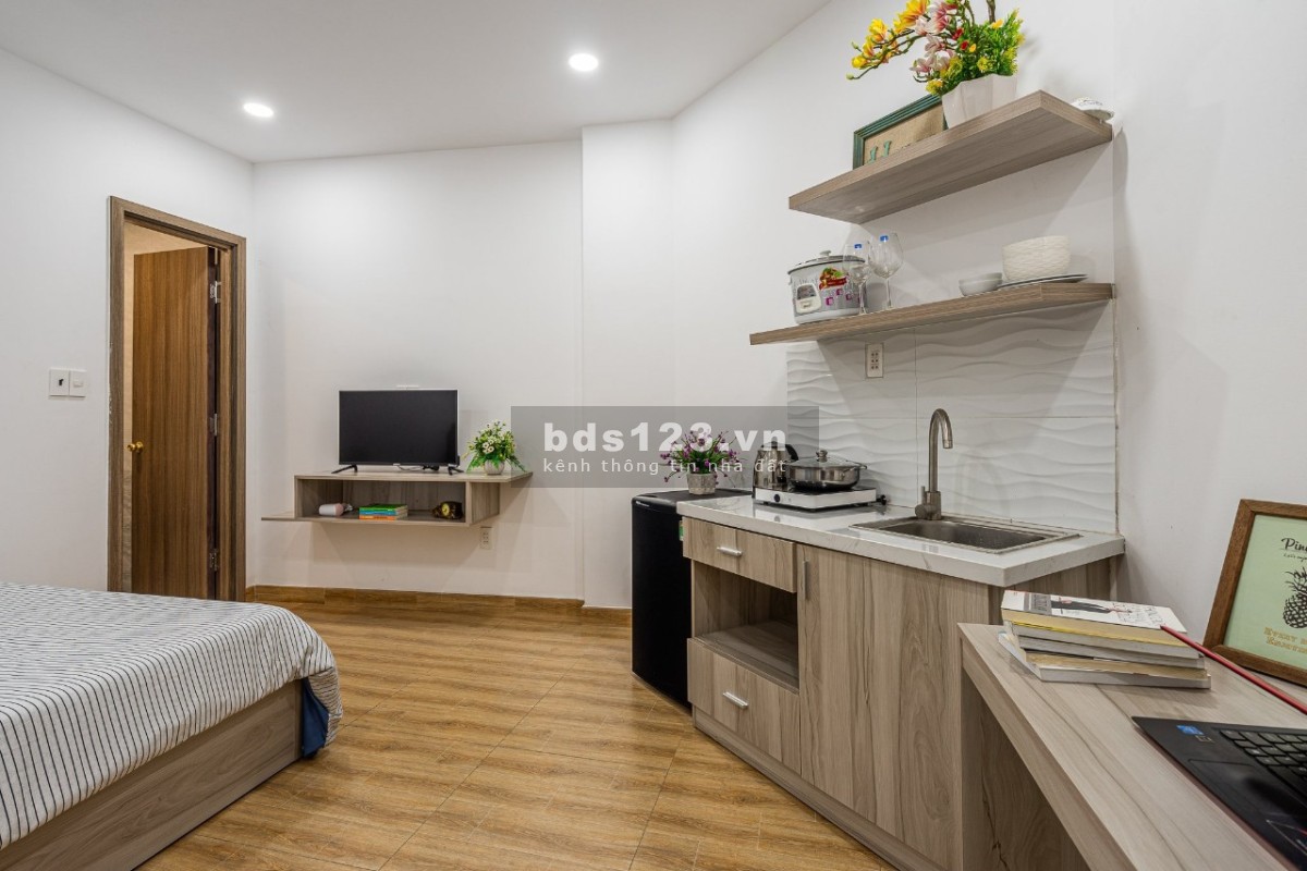 ️ Căn Hộ Cao Cấp Trang Bị Nội Thất Full Cao Cấp-BanCong VIEW Landmark -Mặt Tiền Đường Ngô Tất Tố