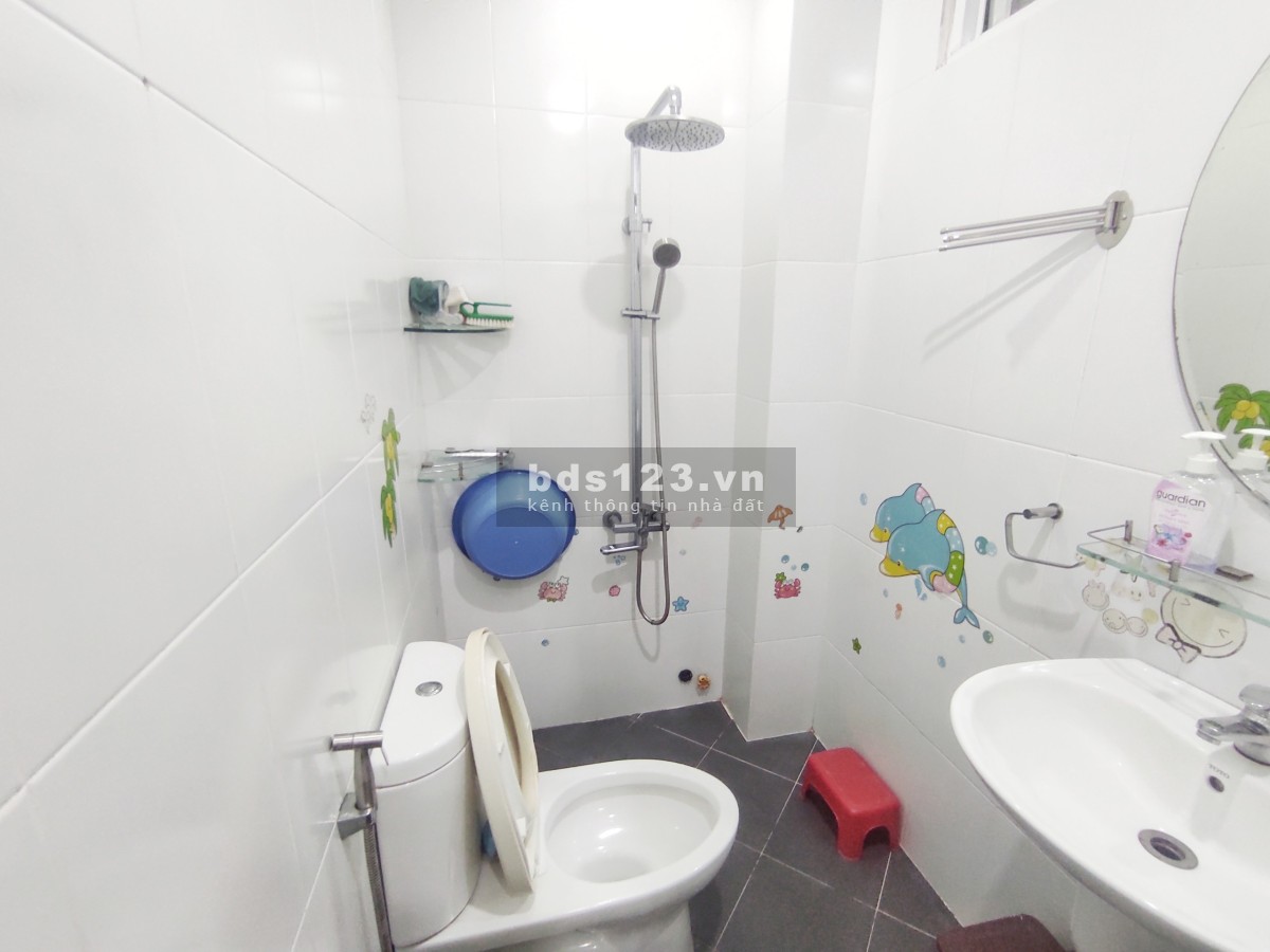 Cho thuê nhà nguyên căn 2PN 2WC, full nội thất, P5, Phú Nhuận