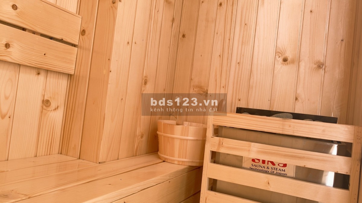 Bán nhà cực đẹp, Lạc Long Quân, q.11, giảm 500Tr còn 9,5 tỷ
