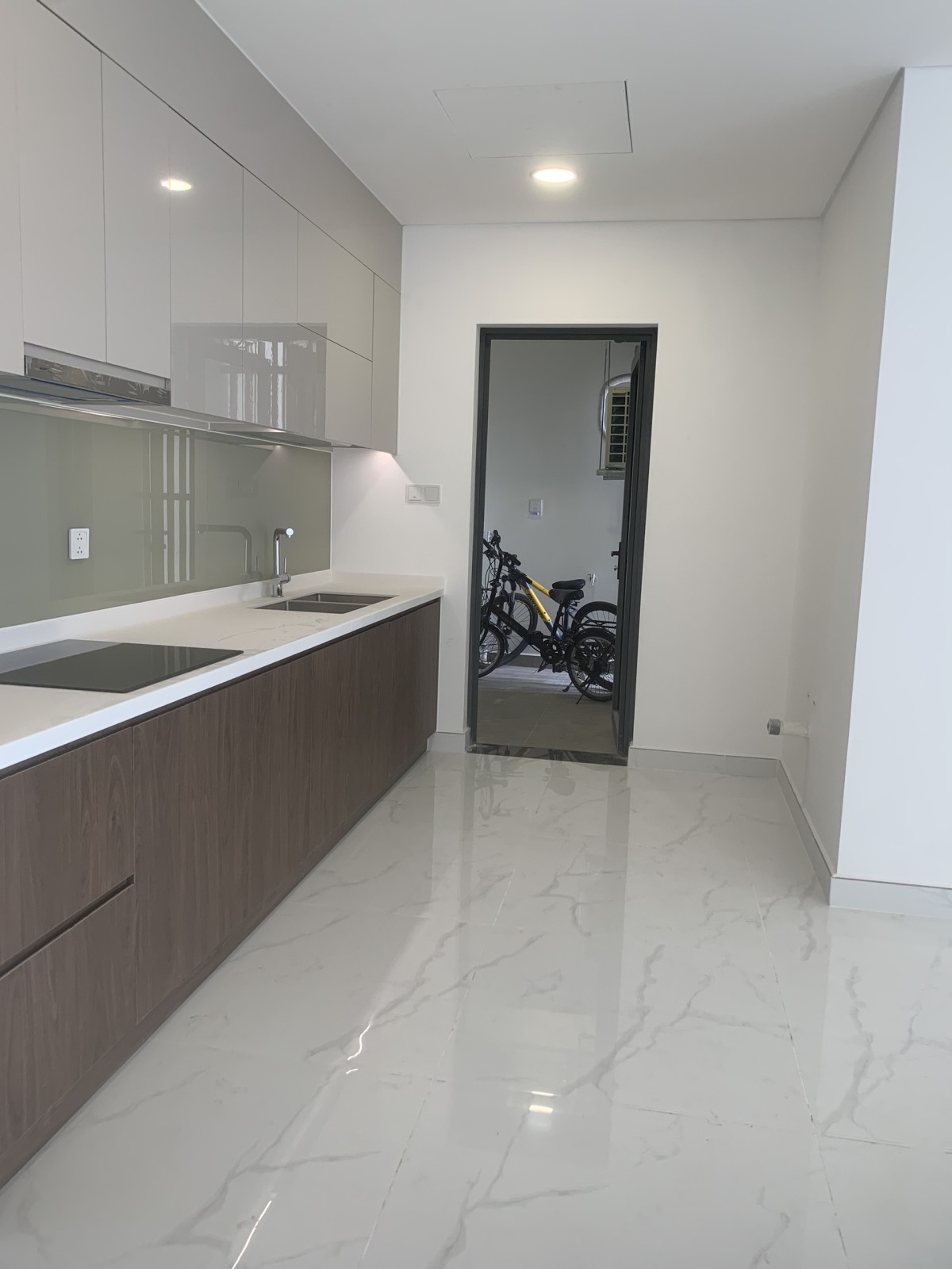 Bán gấp 3pn 107m2 Alnata giá 5ti có bếp