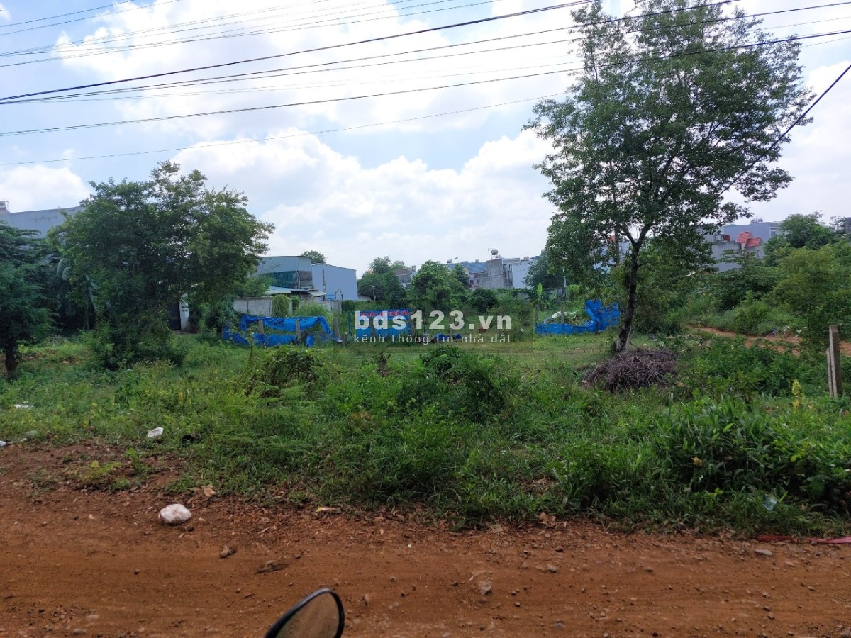 Cho thuê bãi xe Bình Thắng, Dĩ An 1370m2