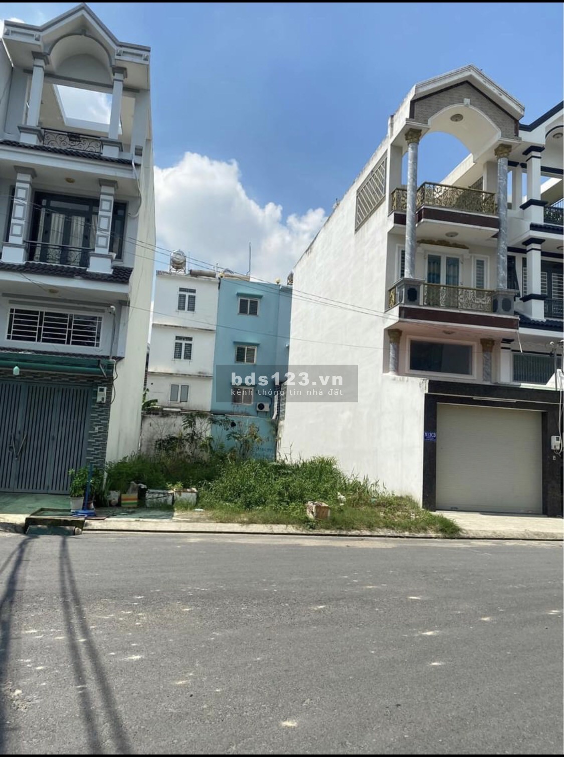 Bán gấp lô đất cực đẹp ngay Khu Dân Cư An Sương quận 12 giá 1ty699 SHR Có Sẵn