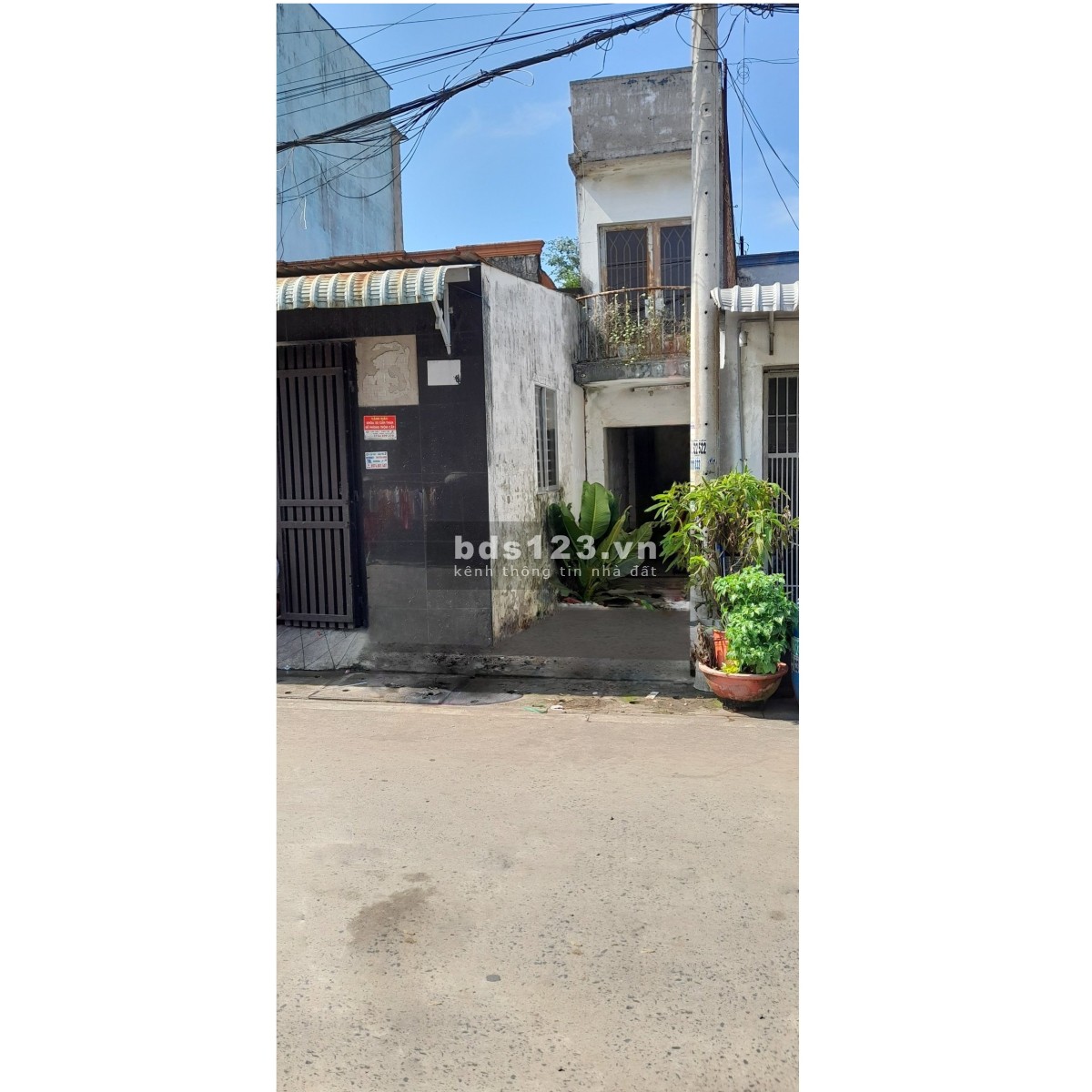 Bán nhà mặt tiền đường 51 QL22 ngang Bệnh viện Đa Khoa Xuyên Á QL22 vô chỉ 4 căn (50m) là tới cửa