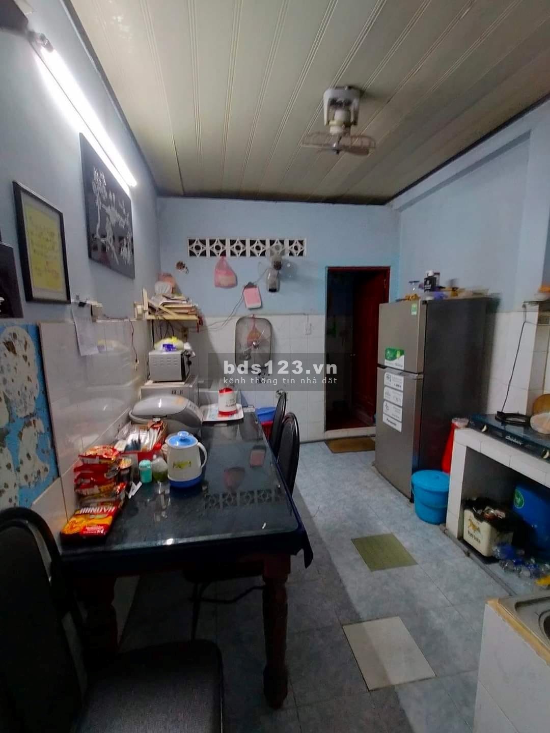 Nhà bán nguyễn Hồng Đào, khu VIP Bàu Cát TB, 2 tầng, diện tích 46 M2, chhir 3.75 tỷ