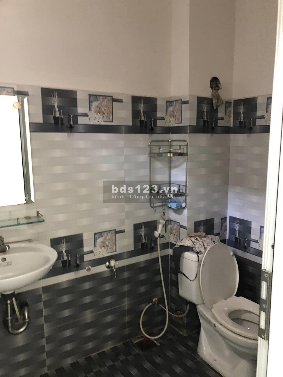 Giảm sâu, Bán nhà Dương Thị Mười Quận 12, HXH, nhà 2 lầu 4x14m giá 4.3 tỷ