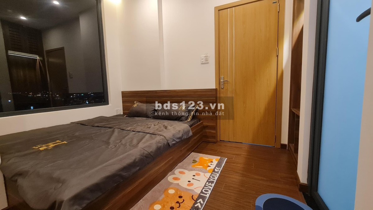Bán khách sạn 2 mặt tiền đường nhựa ngay trung tâm Đà Lạt