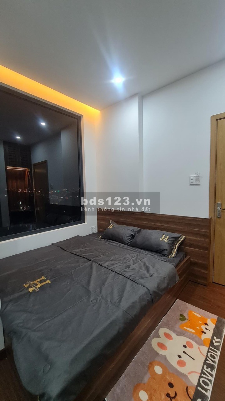 Bán khách sạn 2 mặt tiền đường nhựa ngay trung tâm Đà Lạt