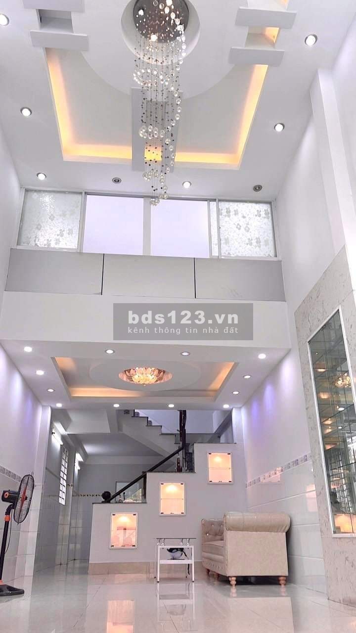 Chủ định cư Canada cần bán nhanh căn nhà 58m2, Đường Hà Huy Giáp, P Thạch Lộc, quận 12, giá 2 tỷ 5