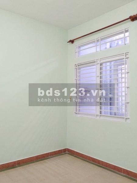Cho thuê nhà chung cư 312 Lạc Long Quân căn góc tầng 3