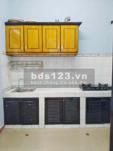 Cho thuê nhà chung cư 312 Lạc Long Quân căn góc tầng 3