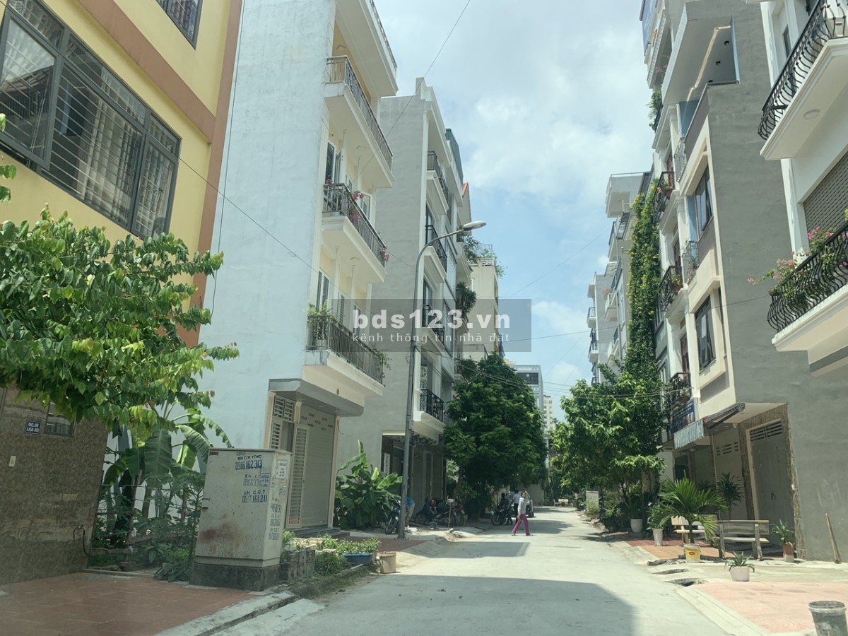 Bán đất dịch vụ Vạn Phúc, MT: 5m, hàng xóm Himlam, Giá đẹp nhất thị trường.