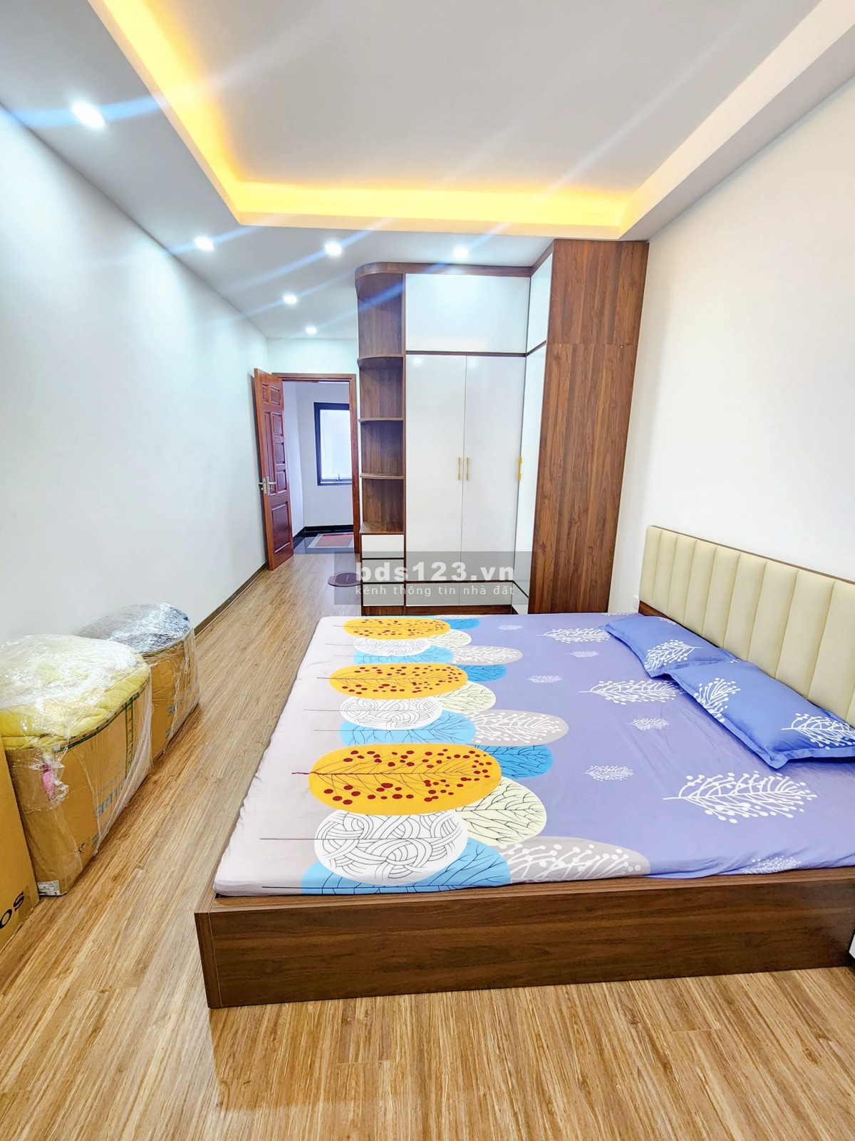 Bán nhà đẹp 5 tầng xây mới - 2 mặt ngõ, mặt phố Mỹ Đình - vị trị cực đẹp - sổ đẹp nở hậu