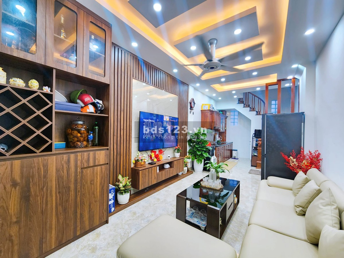 Bán nhà đẹp 5 tầng xây mới - 2 mặt ngõ, mặt phố Mỹ Đình - vị trị cực đẹp - sổ đẹp nở hậu