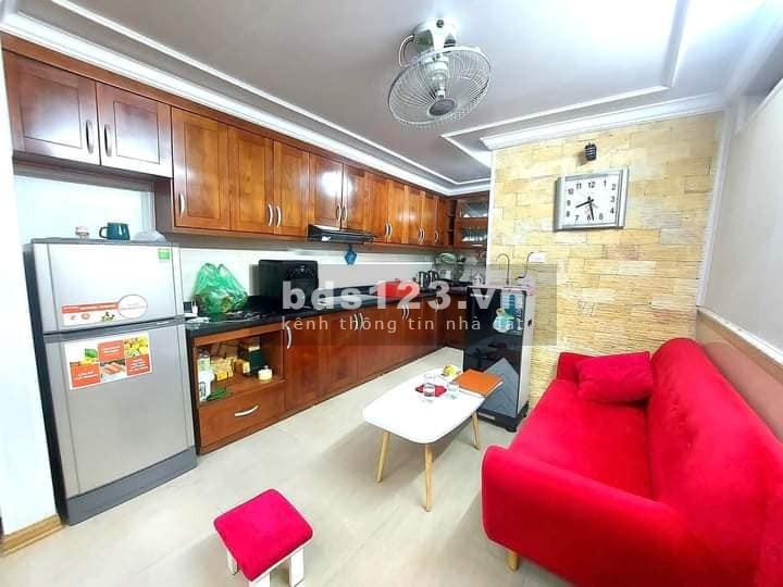 Bán nhà Bạch Mai, Hai Bà Trưng 28m, 4 tầng, mt 3.4m, giá 4.1 tỷ