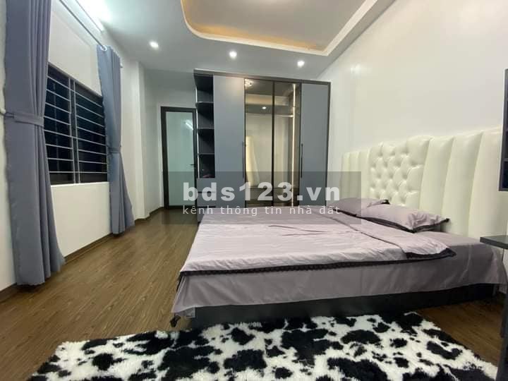 Bán nhà đẹp Đại La, Hai Bà Trưng 28m, 5 tầng, mt 3.8m, giá 3.82 tỷ.