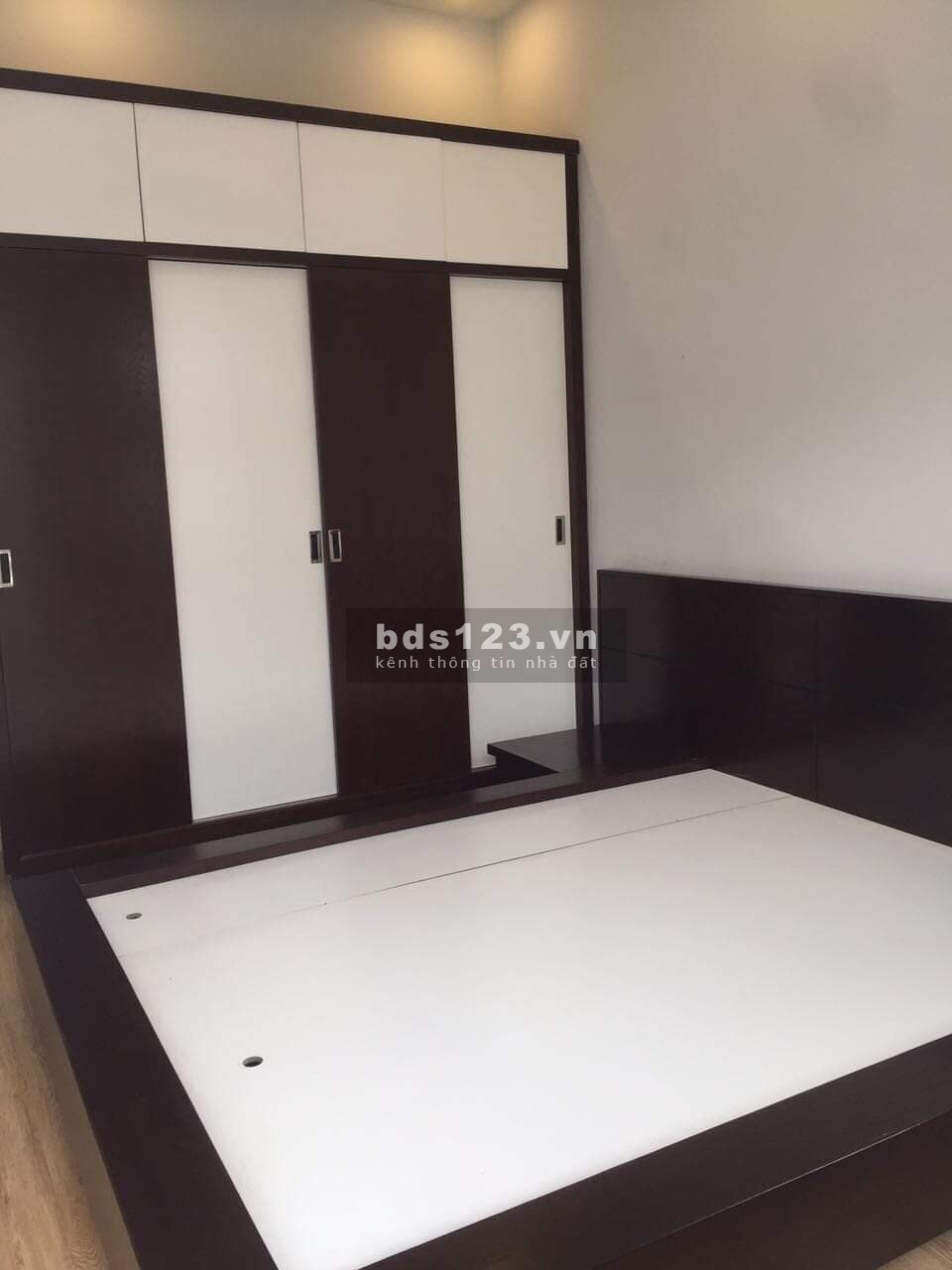 Cho thuê nhà phố Park Riverside, 5x15 1 trệt 2 lầu, 3PN - 3WC, nội thất cơ bản, giá chỉ 13tr/tháng