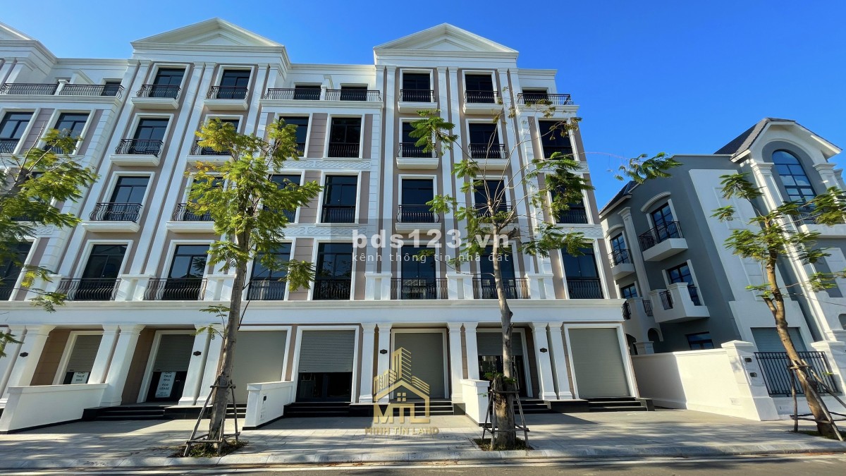 Chủ bán gấp nhà phố 126m2 The Manhattan Vinhomes Quận 9 giá 17,5 tỷ