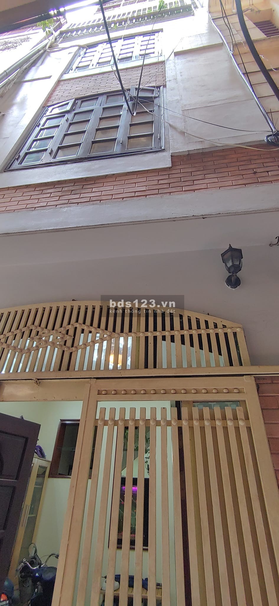 Cần bán nhà phố Nguyễn Đức Cảnh-Hoàng Mai 35m2,4T Lô góc kd 2,8 tỷ 0868045830